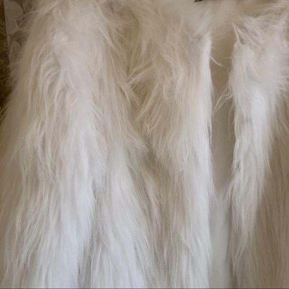 LANSHIFEI * NWOT Boutique Snow White Winter Faux Fur Jacket - Picture 2 of 5